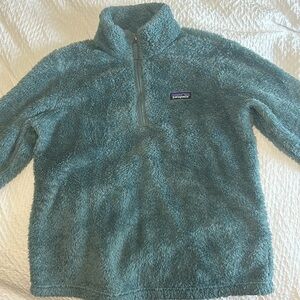 Blue Patagonia Los Gatos 1/4 zip, size L, fits true to size